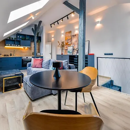 Апартаменты Quiet City Center Hideout *
